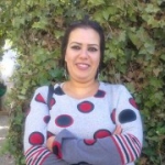 نادية من تاوريرت - المغربتبحث عن رجال للزواج و التعارف