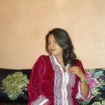 ليلى من طاطا - المغربتبحث عن رجال للزواج و التعارف