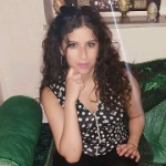 ياسمين من Chenoua Plage - الجزائرتبحث عن رجال للزواج و التعارف
