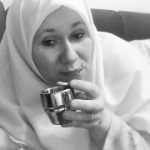 مريم من أرفود - المغربتبحث عن رجال للزواج و التعارف