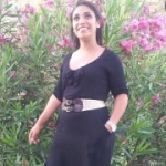 ليلى من تاحانوت - المغربتبحث عن رجال للزواج و التعارف