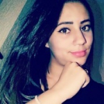 زينب من زحلة - لبنانتبحث عن رجال للزواج و التعارف