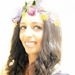 عائشة من سطات - المغربتبحث عن رجال للزواج و التعارف